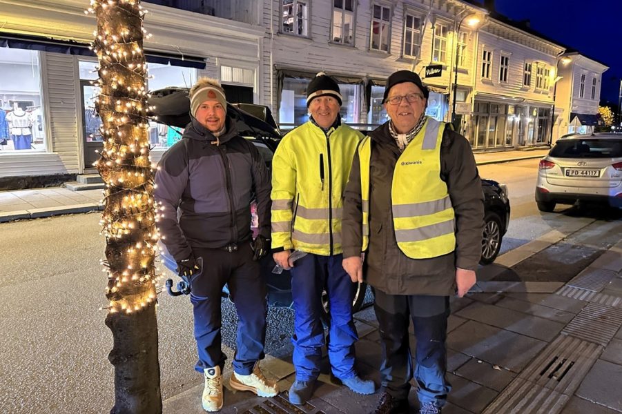 Bjørn Erik Jensen, Finn Johansen og Halvard Ellefsen fra Kiwanis Club Risør